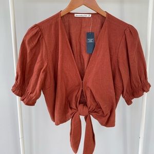 Abercrombie tie front blouse